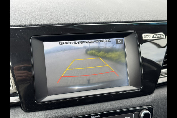 Kia Niro 1.6 GDi Hybrid ExecutiveLine | Halfleder, Navi, Cruise, Camera, Carplay/Android, DAB | NAP |