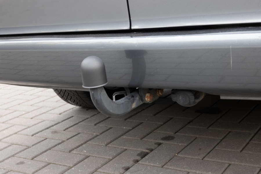 Mercedes-Benz Vito | ADAPTIEVE CRUISE CONTROL | CAMERA | TREKHAAK | STOELVERWARMING | DUBBELE SCHUIFDEUR