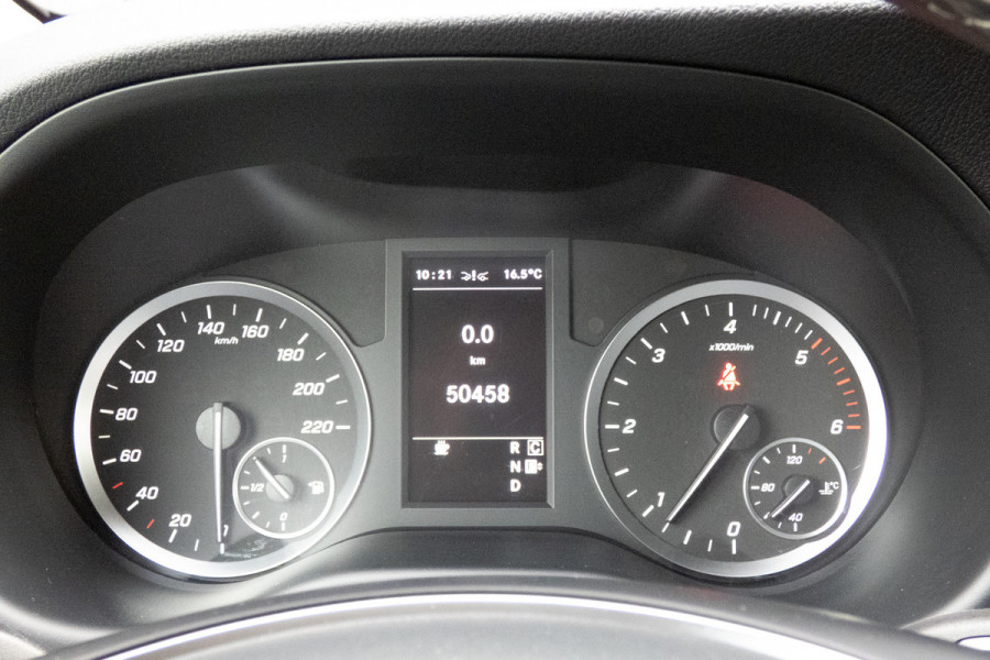 Mercedes-Benz Vito | ADAPTIEVE CRUISE CONTROL | CAMERA | TREKHAAK | STOELVERWARMING | DUBBELE SCHUIFDEUR