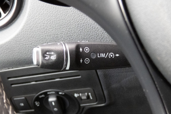 Mercedes-Benz Vito | ADAPTIEVE CRUISE CONTROL | CAMERA | TREKHAAK | STOELVERWARMING | DUBBELE SCHUIFDEUR