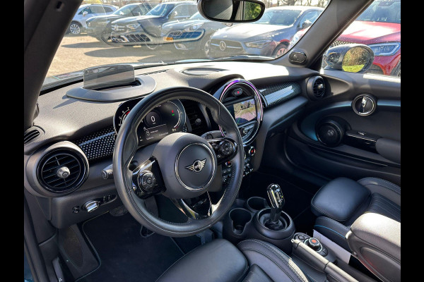 MINI Cabrio 1.5 Cooper Sidewalk Edition Camera | Lederen Bekleding | Navigatie | Harman Kardon | 52.000 Km | Automaat | Full Options.