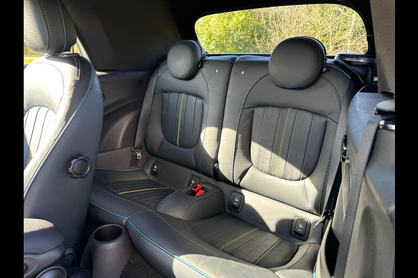 MINI Cabrio 1.5 Cooper Sidewalk Edition Camera | Lederen Bekleding | Navigatie | Harman Kardon | 52.000 Km | Automaat | Full Options.