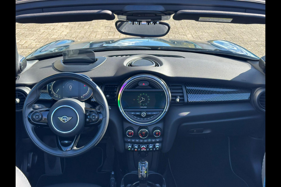 MINI Cabrio 1.5 Cooper Sidewalk Edition Camera | Lederen Bekleding | Navigatie | Harman Kardon | 52.000 Km | Automaat | Full Options.