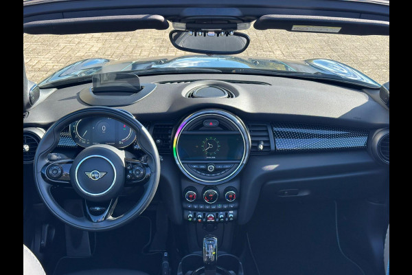 MINI Cabrio 1.5 Cooper Sidewalk Edition Camera | Lederen Bekleding | Navigatie | Harman Kardon | 52.000 Km | Automaat | Full Options.