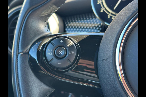 MINI Cabrio 1.5 Cooper Sidewalk Edition Camera | Lederen Bekleding | Navigatie | Harman Kardon | 52.000 Km | Automaat | Full Options.