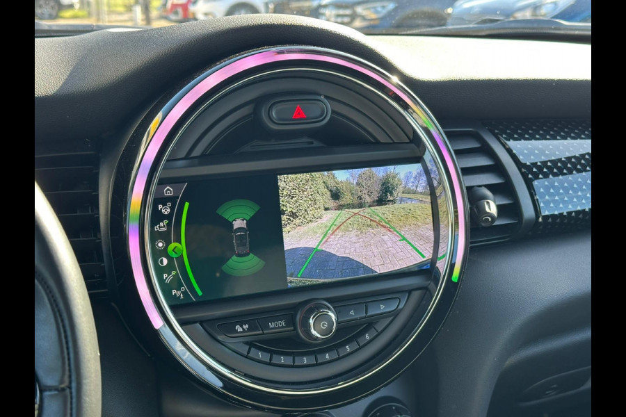 MINI Cabrio 1.5 Cooper Sidewalk Edition Camera | Lederen Bekleding | Navigatie | Harman Kardon | 52.000 Km | Automaat | Full Options.