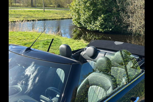 MINI Cabrio 1.5 Cooper Sidewalk Edition Camera | Lederen Bekleding | Navigatie | Harman Kardon | 52.000 Km | Automaat | Full Options.