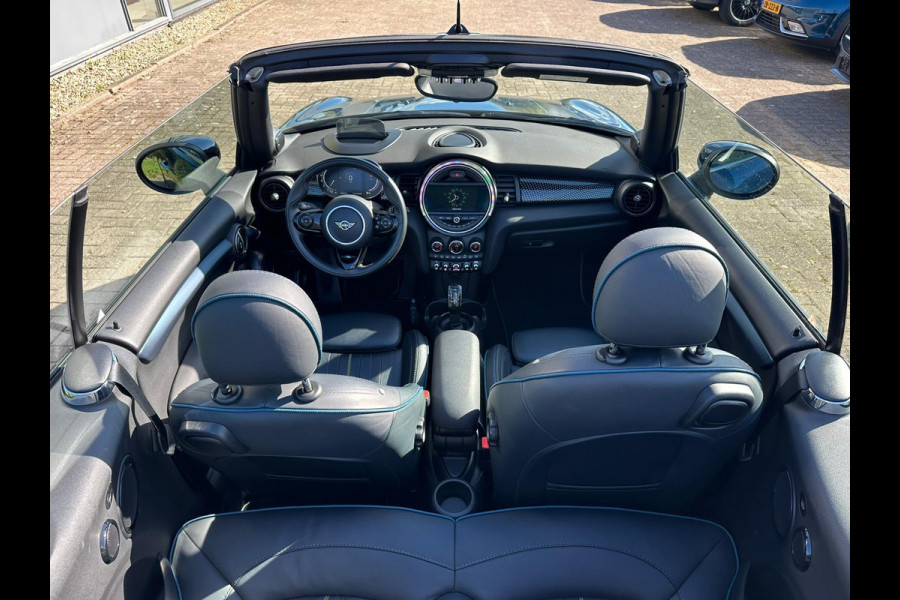 MINI Cabrio 1.5 Cooper Sidewalk Edition Camera | Lederen Bekleding | Navigatie | Harman Kardon | 52.000 Km | Automaat | Full Options.