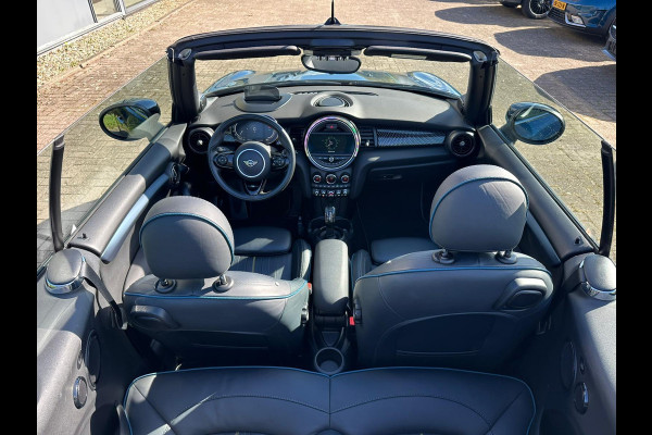 MINI Cabrio 1.5 Cooper Sidewalk Edition Camera | Lederen Bekleding | Navigatie | Harman Kardon | 52.000 Km | Automaat | Full Options.