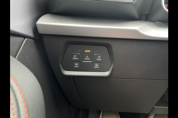 Seat Leon Sportstourer 1.4 TSI eHybrid PHEV FR Business Intense | LED | Virtual Cockpit | Memory | Navi | Camera | Carplay | ACC | Sfeerverlichting