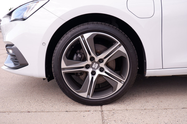 Seat Leon Sportstourer 1.4 TSI eHybrid PHEV FR Business Intense | LED | Virtual Cockpit | Memory | Navi | Camera | Carplay | ACC | Sfeerverlichting