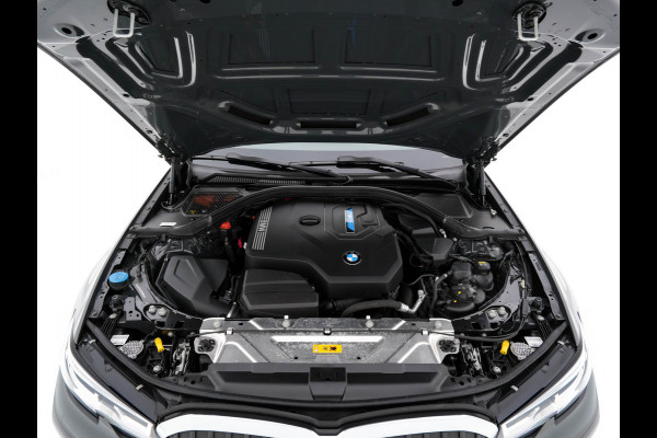 BMW 3-serie 330e eDrive Edition (Plug-In) (INCL-BTW) Aut. *LEATHER | FULL-LED | DIGI-COCKPIT | HEATED-SPORTSEATS | PRIVACYGLASS | AMBIENTLIGHT | DAB | NAVI-FULLMAP | ECC | CARPLAY | PDC | CRUI/SE | 18''ALU*