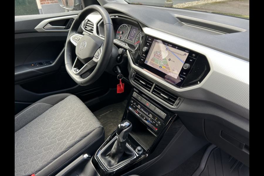 Volkswagen T-Cross 1.0 TSI 110pk Automaat Navi, Carplay, Dodehoekdetctie, Stoelverw