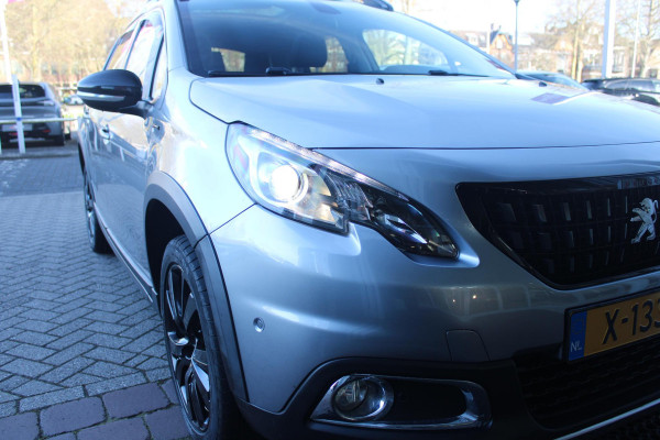 Peugeot 2008 1.2 130PK GT-LINE | PANORAMA DAK | GRIP CONTROL | CRUISE CONTROL | DAB+ RADIO | APPLE CARPLAY/ANDROID AUTO | NAVIGATIE | ACHTERUITRIJ CAMERA | 17" LICHTMETALEN VELGEN "BLACK" | CLIMATE CONTROL | PARKEERSENSOREN VOOR + ACHTER | GETINTE ACHTERRUITEN | ZWARTE DAK RELING |