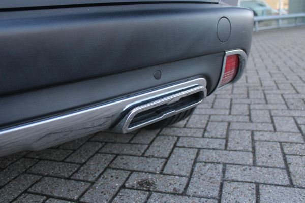 Peugeot 2008 1.2 130PK GT-LINE | PANORAMA DAK | GRIP CONTROL | CRUISE CONTROL | DAB+ RADIO | APPLE CARPLAY/ANDROID AUTO | NAVIGATIE | ACHTERUITRIJ CAMERA | 17" LICHTMETALEN VELGEN "BLACK" | CLIMATE CONTROL | PARKEERSENSOREN VOOR + ACHTER | GETINTE ACHTERRUITEN | ZWARTE DAK RELING |