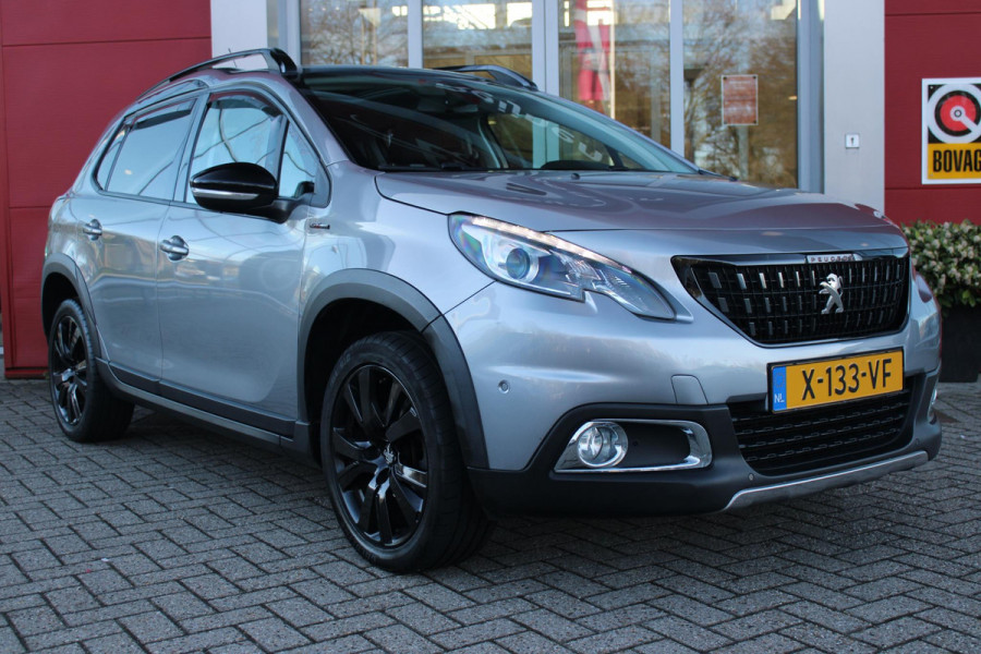 Peugeot 2008 1.2 130PK GT-LINE | PANORAMA DAK | GRIP CONTROL | CRUISE CONTROL | DAB+ RADIO | APPLE CARPLAY/ANDROID AUTO | NAVIGATIE | ACHTERUITRIJ CAMERA | 17" LICHTMETALEN VELGEN "BLACK" | CLIMATE CONTROL | PARKEERSENSOREN VOOR + ACHTER | GETINTE ACHTERRUITEN | ZWARTE DAK RELING |