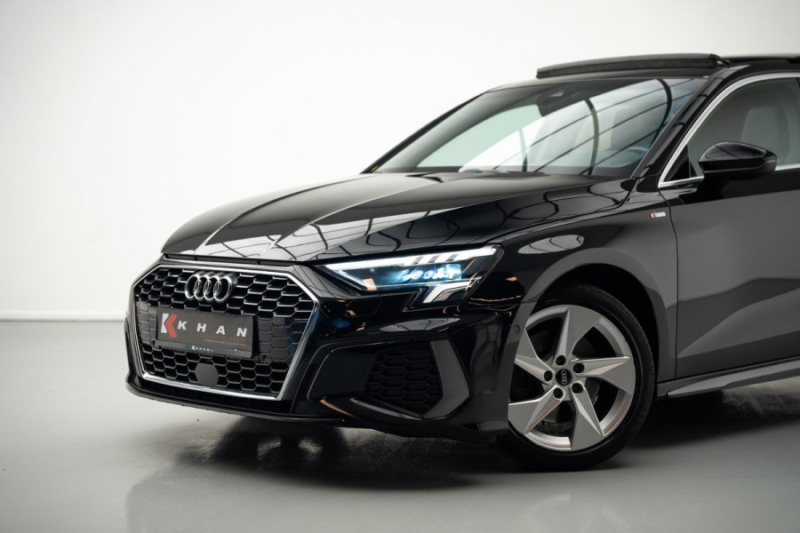 Audi A3 Sportback 30 TFSI S edition |Pano|Leder|Lane Assist|Stoelverwarming|