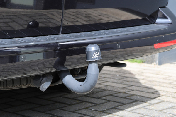 Volkswagen Transporter 2.0 TDI 150 PK L2H1 DC Highline | Marge | BTW & BPM Vrij | ACC | Navigatie | CarPlay | DAB | Trekhaak | Pdc V+A | Dubbel schuifdeur | NAP Logisch | NL Auto