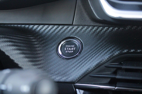 Peugeot 2008 1.2 100PK ALLURE PACK | ACHTERUITRIJ CAMERA | NAVIGATIE | APPLE CARPLAY/ANDROID AUTO | CRUISE CONTROL | DAB+ RADIO | KEYLESS START | CLIMATE CONTROL | ZWART DAK | 3-D COCKPIT | LED KOPLAMPEN | LICHTMETALEN VELGEN 17" |