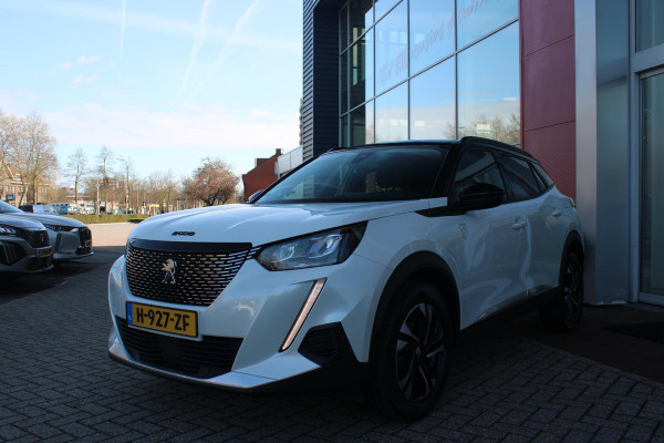 Peugeot 2008 1.2 100PK ALLURE PACK | ACHTERUITRIJ CAMERA | NAVIGATIE | APPLE CARPLAY/ANDROID AUTO | CRUISE CONTROL | DAB+ RADIO | KEYLESS START | CLIMATE CONTROL | ZWART DAK | 3-D COCKPIT | LED KOPLAMPEN | LICHTMETALEN VELGEN 17" |