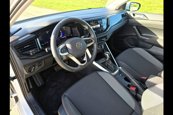 Volkswagen Polo 1.0 TSI Life Edition - 95 Pk - Euro 6 - AUTOMAAT - ParkeerCamera - AppleCarplay AndroidAuto