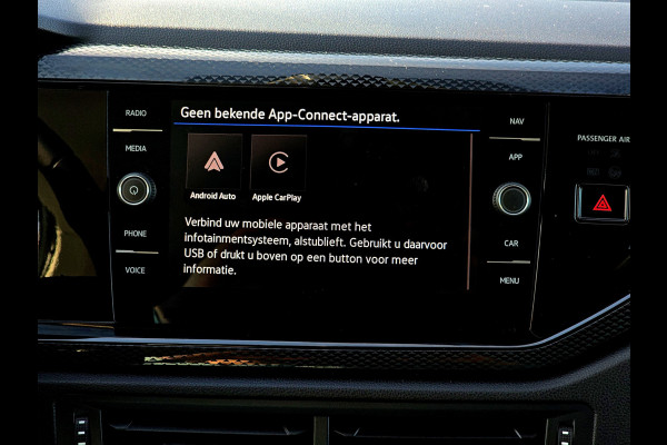 Volkswagen Polo 1.0 TSI Life Edition - 95 Pk - Euro 6 - AUTOMAAT - ParkeerCamera - AppleCarplay AndroidAuto