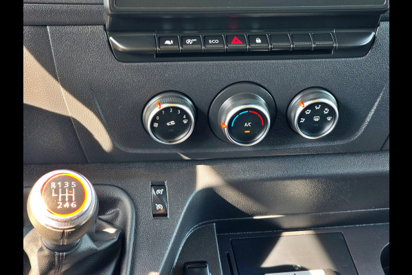 Renault Master T35 2.3 dCi Lowliner - 145 Pk - Euro 6 - Airco - Cruise Control - ParkeerCamera