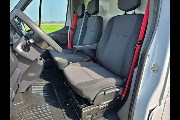 Renault Master T35 2.3 dCi Lowliner - 145 Pk - Euro 6 - Airco - Cruise Control - ParkeerCamera
