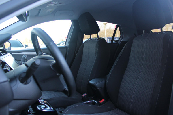 Opel CORSA-E GS Line 50 kWh | 3-FASE LADER | SNEL LAADFUNCTIE | APPLE CARPLAY/ANDROID AUTO | LED KOPLAMPEN | WINTER PAKKET: STOEL VERWARMING/STUUR VERWARMING | ZWART DAK | CLIMATE CONTROL | CRUISE CONTROL | DAB+ RADIO | ACHTERUITRIJ CAMERA |