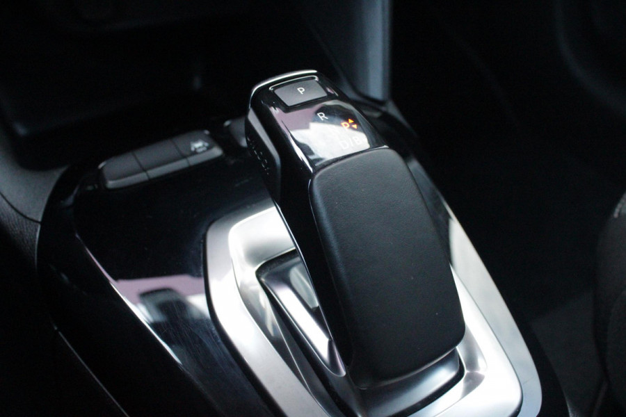 Opel CORSA-E GS Line 50 kWh | 3-FASE LADER | SNEL LAADFUNCTIE | APPLE CARPLAY/ANDROID AUTO | LED KOPLAMPEN | WINTER PAKKET: STOEL VERWARMING/STUUR VERWARMING | ZWART DAK | CLIMATE CONTROL | CRUISE CONTROL | DAB+ RADIO | ACHTERUITRIJ CAMERA |