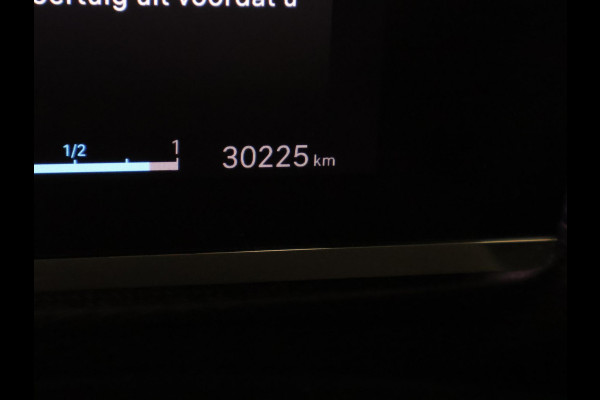 Citroën Ë-C4 X Max 54 kWh LONG RANGE | 97% SOH | Schuif-/Kanteldak | Navigatie | Leder | Camera |