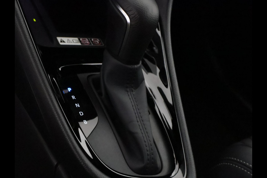 Toyota Yaris 1.5 Hybrid 130 Executive | JBL Audio | Head up Display | Stuur-/Stoelverwarming | Navigatie | Parkeersensoren voor & Achter