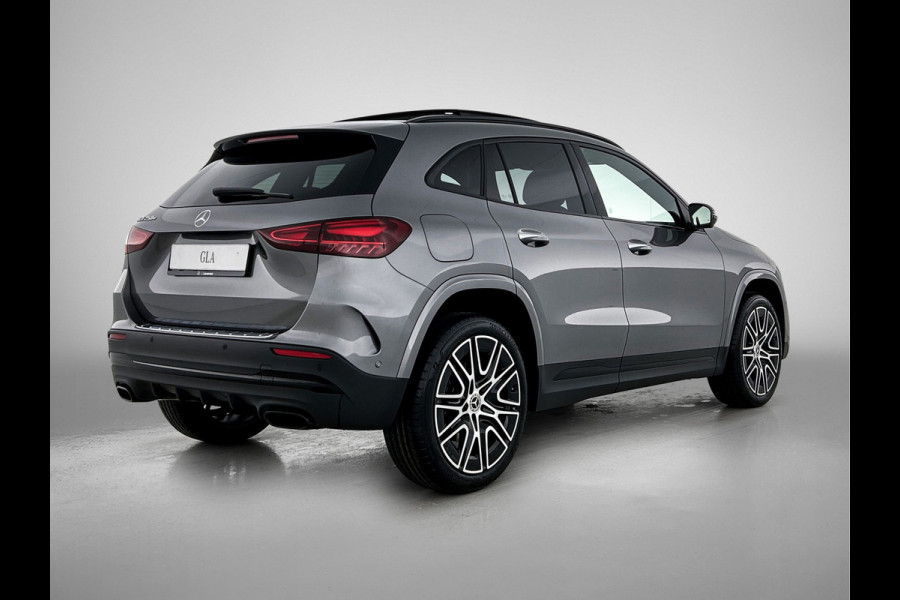 Mercedes-Benz GLA 250 e Business Solution AMG | Premium Plus pakket | Panoramaschuifdak | Kofferdrempel in chroom | Dakrailing | Stuurschakelpaddles | Smartphone Integratie |