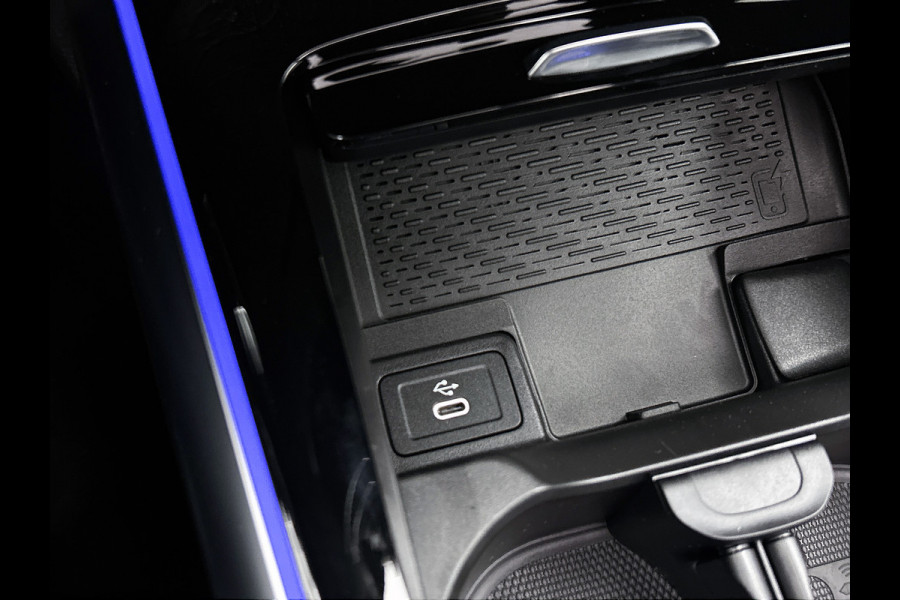 Mercedes-Benz GLA 250 e Business Solution AMG | Premium Plus pakket | Panoramaschuifdak | Kofferdrempel in chroom | Dakrailing | Stuurschakelpaddles | Smartphone Integratie |