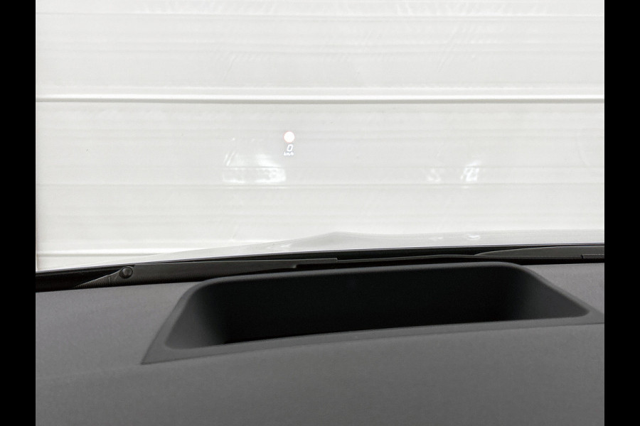 Mercedes-Benz GLA 250 e Business Solution AMG | Premium Plus pakket | Panoramaschuifdak | Kofferdrempel in chroom | Dakrailing | Stuurschakelpaddles | Smartphone Integratie |