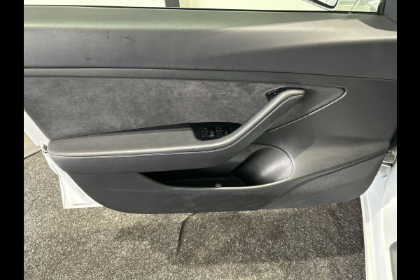 Tesla Model 3 Standard RWD Plus 60 kWh Nieuwe Batterij! Soh (batterijcheck) Waarde 100 %