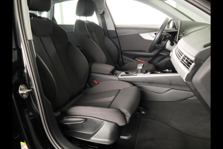 Audi A4 Limousine 35 TFSI Advanced Edition 150pk | Navgatie | Led koplampen | Climatronic | Virtual cockpit | Sportstoelen | 17 inch Lichtmetalen velgen