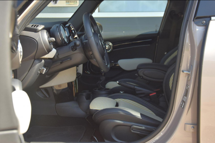 MINI Cooper 1.5 John Cooper Works