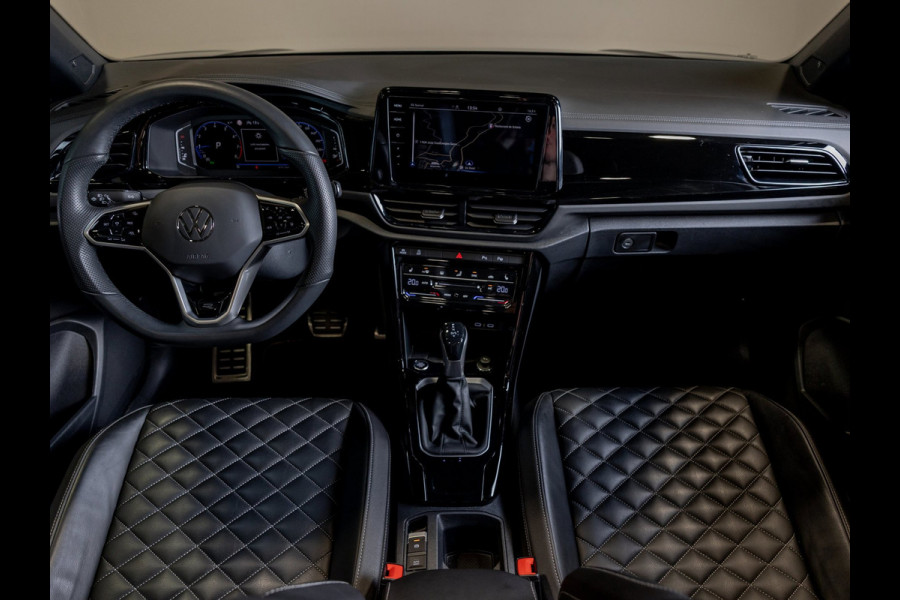 Volkswagen T-Roc Cabrio 1.5 TSI 2x R-Line / 150pk / Leder / Beats / Achteruitrij camera / Stoel en stuur verwarming /