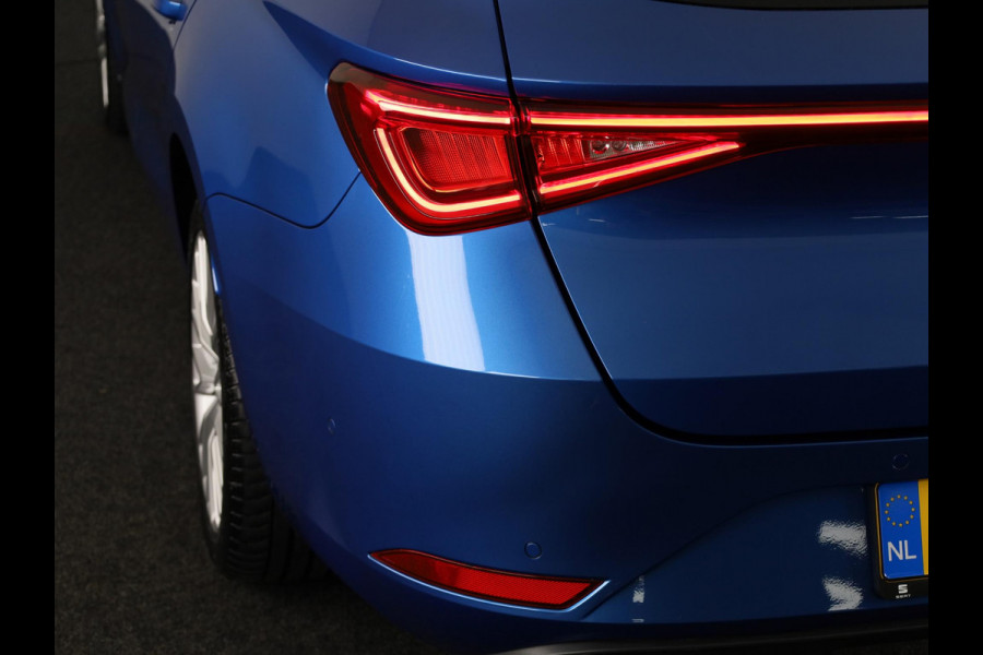 Seat Leon Sportstourer 1.5 TSI e-Hybrid Style Business Intense 204 pk Automaat | Verlengde garantie | Navigatie | Parkeersensoren (Park assist) | Achteruitrijcamera | Autom. airco (3 zones) |