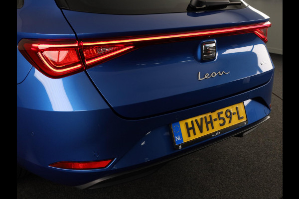 Seat Leon Sportstourer 1.5 TSI e-Hybrid Style Business Intense 204 pk Automaat | Verlengde garantie | Navigatie | Parkeersensoren (Park assist) | Achteruitrijcamera | Autom. airco (3 zones) |
