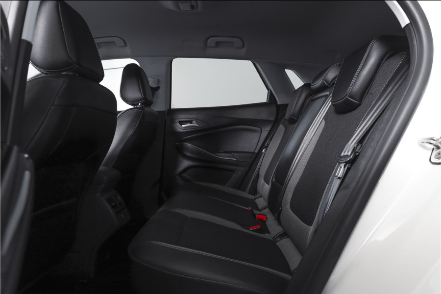 Opel Grandland X 1.2 Turbo 130 PK Innovation Orig. NL | Elek. Klep | Cruise | PDC | Camera | NAV+App. Connect | ECC | LM 18" |