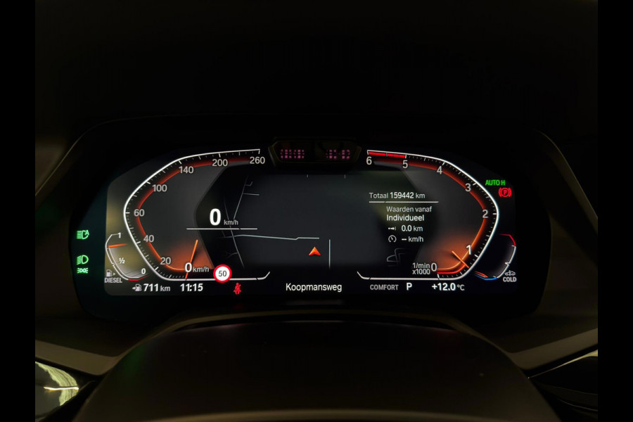 BMW X5 XDrive30d High Exe / M Sport / Pano / Luchtvering / Skylounge