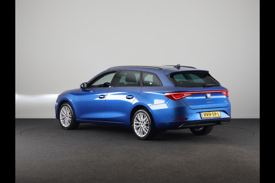 Seat Leon Sportstourer 1.5 TSI e-Hybrid Style Business Intense 204 pk Automaat | Verlengde garantie | Navigatie | Parkeersensoren (Park assist) | Achteruitrijcamera | Autom. airco (3 zones) |