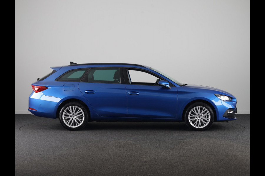 Seat Leon Sportstourer 1.5 TSI e-Hybrid Style Business Intense 204 pk Automaat | Verlengde garantie | Navigatie | Parkeersensoren (Park assist) | Achteruitrijcamera | Autom. airco (3 zones) |
