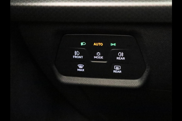 Seat Leon Sportstourer 1.5 TSI e-Hybrid Style Business Intense 204 pk Automaat | Verlengde garantie | Navigatie | Parkeersensoren (Park assist) | Achteruitrijcamera | Autom. airco (3 zones) |