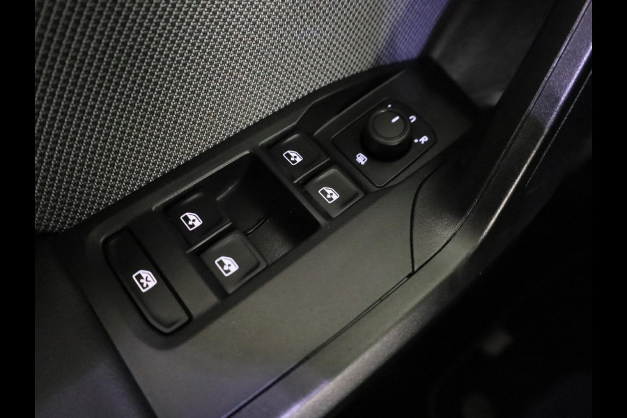 Seat Leon Sportstourer 1.5 TSI e-Hybrid Style Business Intense 204 pk Automaat | Verlengde garantie | Navigatie | Parkeersensoren (Park assist) | Achteruitrijcamera | Autom. airco (3 zones) |