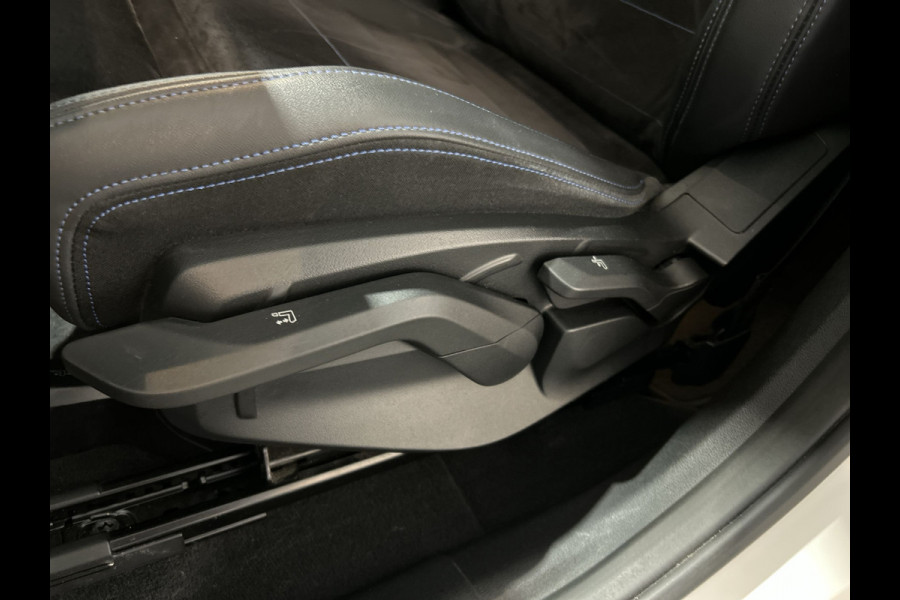 BMW iX1 xDrive30 67 kWh M-Sport SOH 98,3% | Sportstoelen | Premiumpakket |