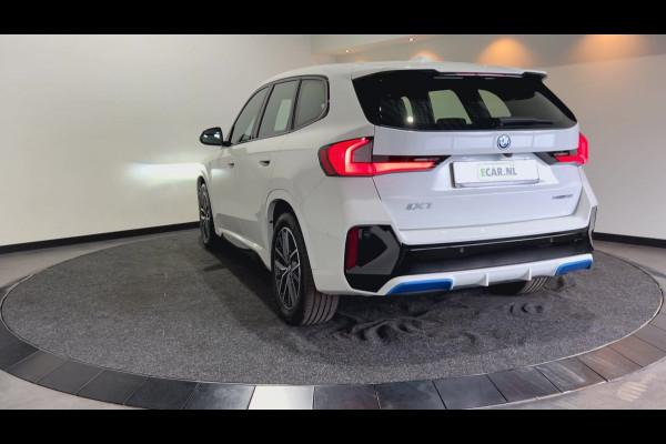 BMW iX1 xDrive30 67 kWh M-Sport SOH 98,3% | Sportstoelen | Premiumpakket |