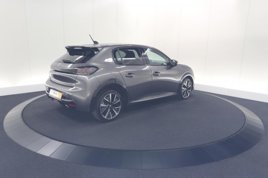 Peugeot 208 PureTech 100 EAT8 GT | Camera | Dodehoekdetectie | Navigatie | Apple Carplay